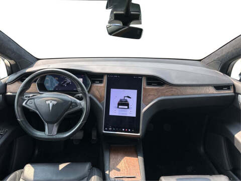 2020 Tesla Model X Long Range Plus