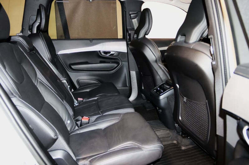 2023 Volvo XC90 B6 Ultimate Bright Theme 7P