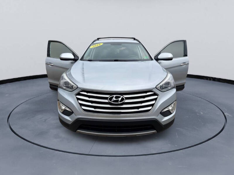 2016 Hyundai Santa Fe SE