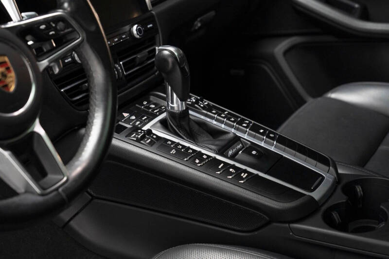 2020 Porsche Macan