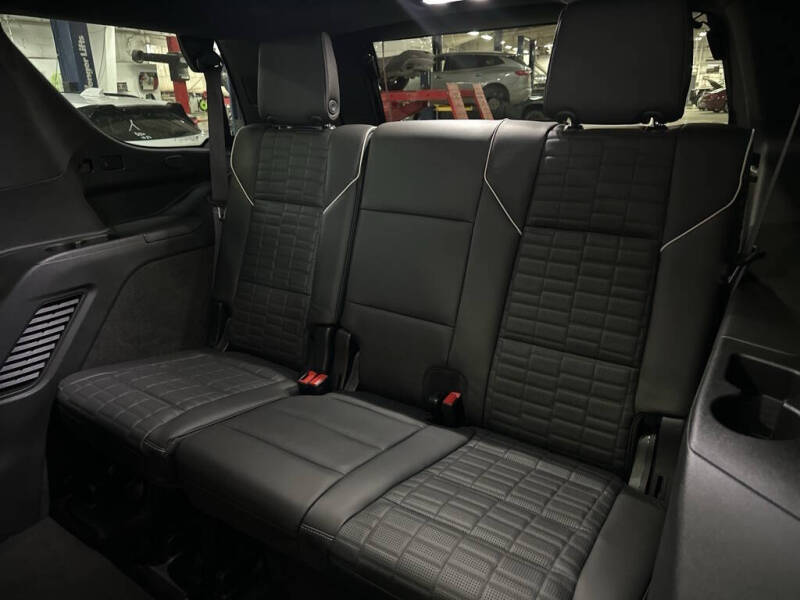 2024 Cadillac Escalade Sport Platinum