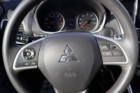 2019 Mitsubishi Eclipse Cross ES