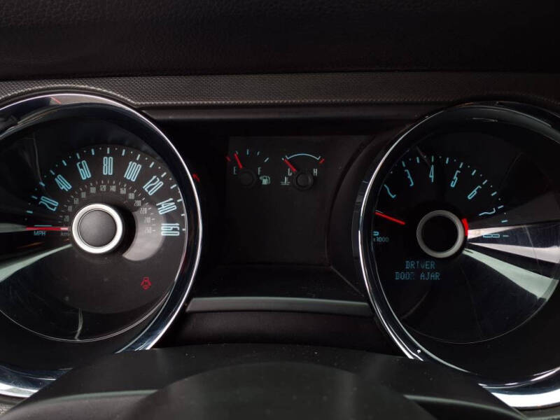 2014 Ford Mustang V6