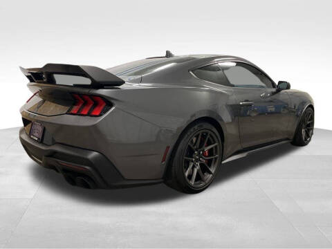 2025 Ford Mustang Dark Horse