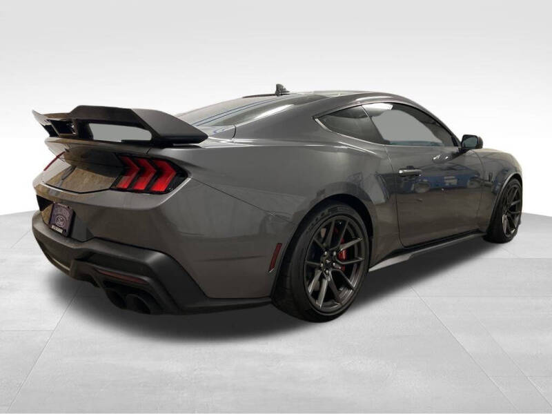 2025 Ford Mustang Dark Horse