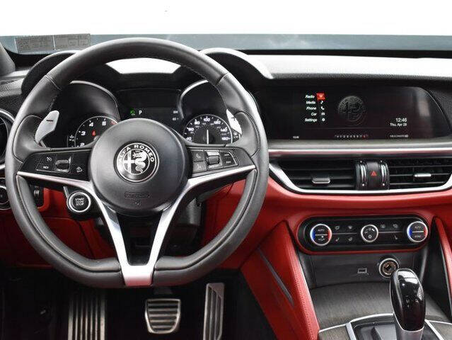 2018 Alfa Romeo Stelvio Ti Sport
