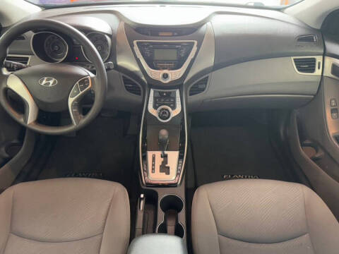 2012 Hyundai Elantra