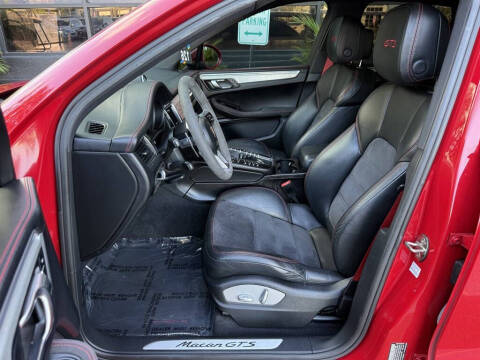 2017 Porsche Macan GTS