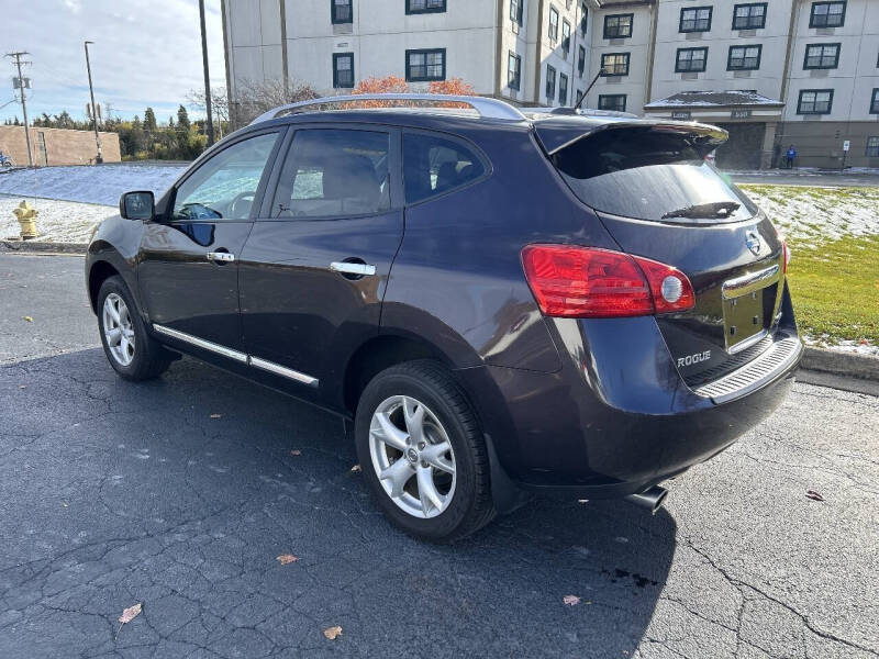2011 Nissan Rogue SV