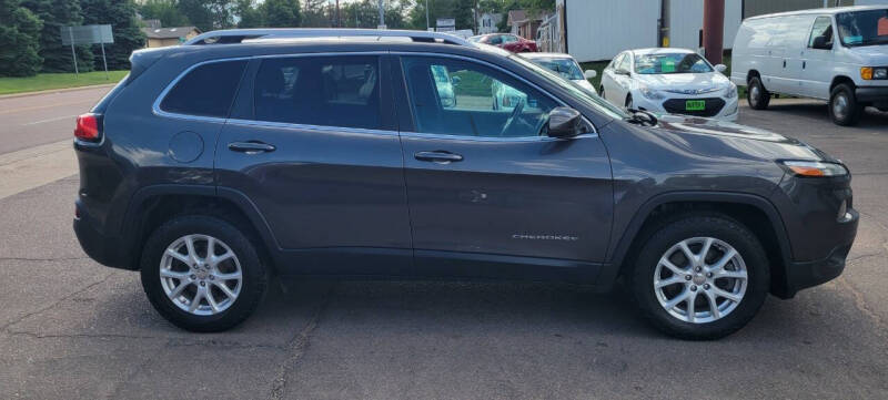 2017 Jeep Cherokee Latitude