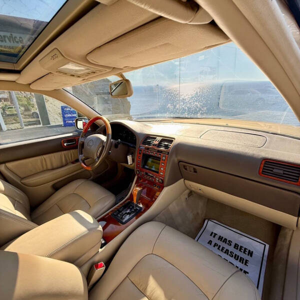 1999 Lexus LS 400