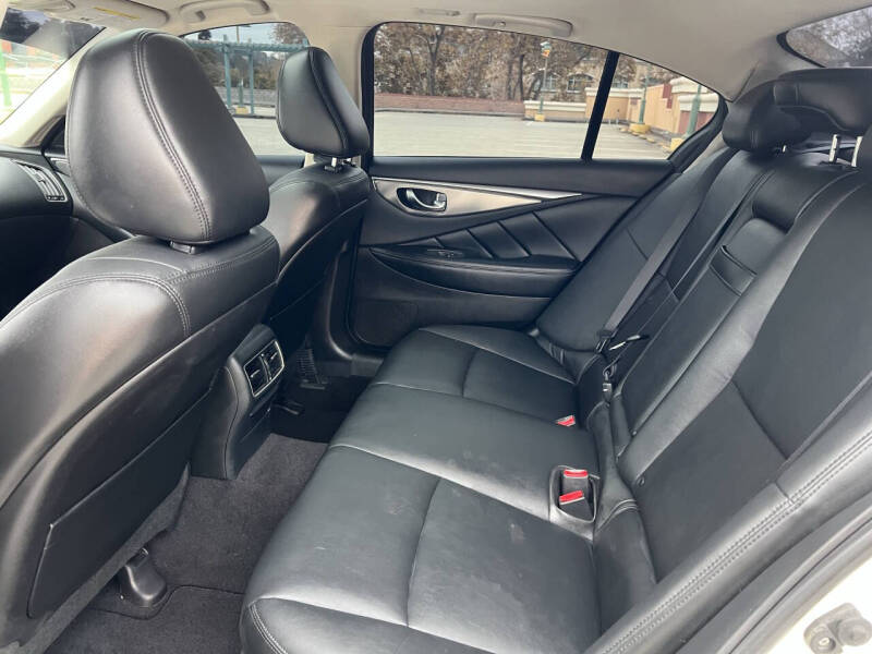 2016 Infiniti Q50 3.0T Premium