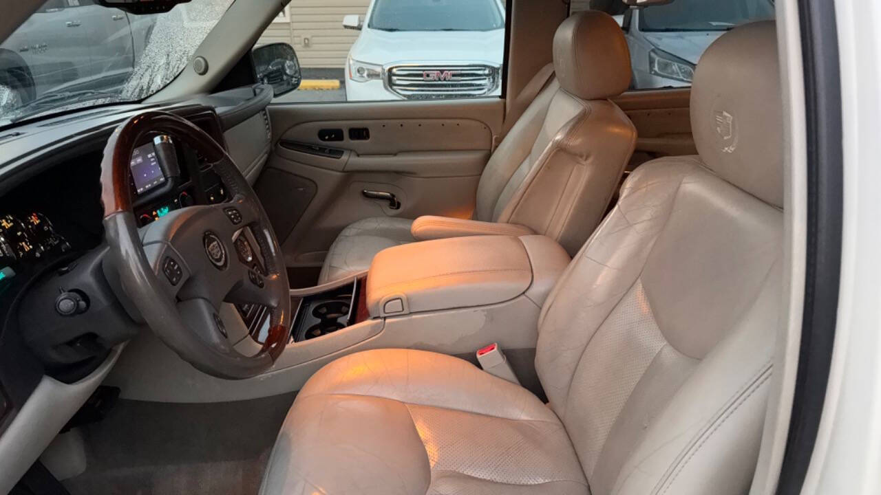 2005 Cadillac Escalade for sale at CROWN AUTOPLEX LLC in Saint Charles, MO