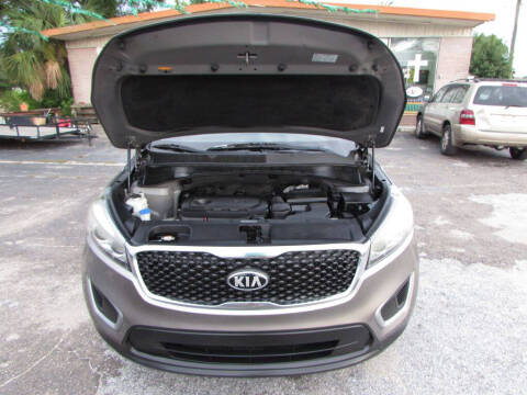 2018 Kia Sorento LX