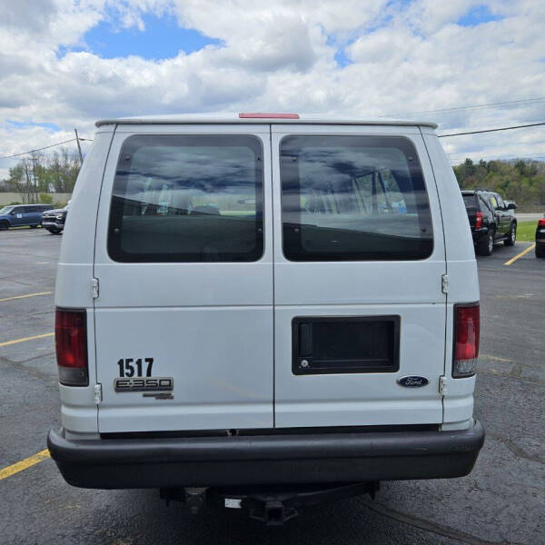 2007 Ford E-Series E-350 SD XLT