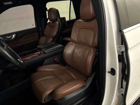2022 Lincoln Navigator L Reserve