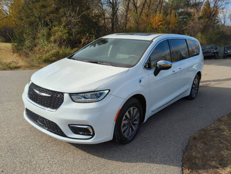 2023 Chrysler Pacifica Plug-In Hybrid Limited