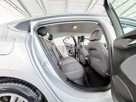 2016 Chevrolet Cruze LT Auto