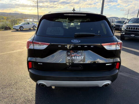 2020 Ford Escape SE
