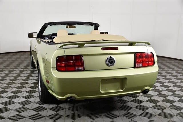 2006 Ford Mustang