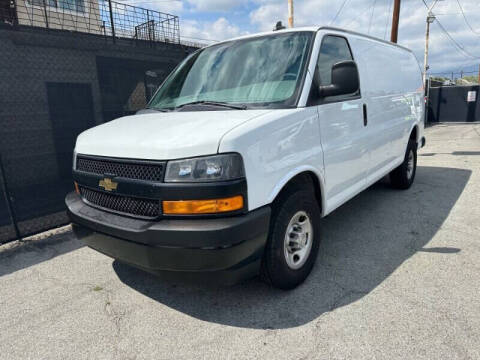 2022 Chevrolet Express 2500