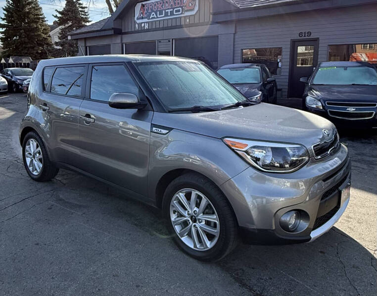 2017 Kia Soul +