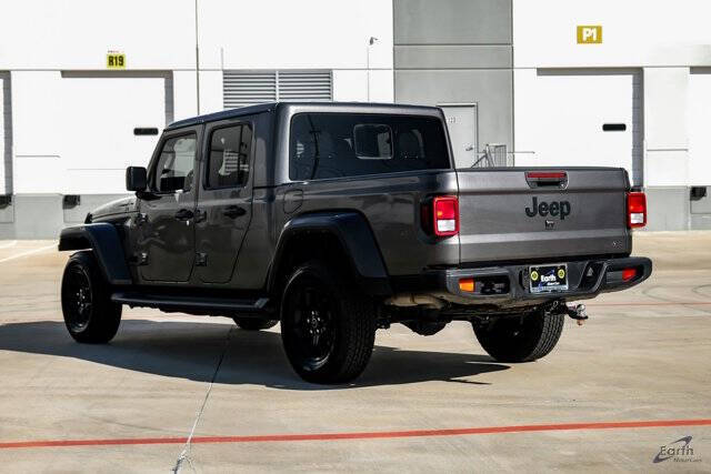 2024 Jeep Gladiator Sport