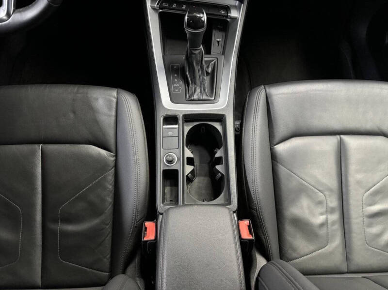 2019 Audi Q3 quattro Premium 45 TFSI