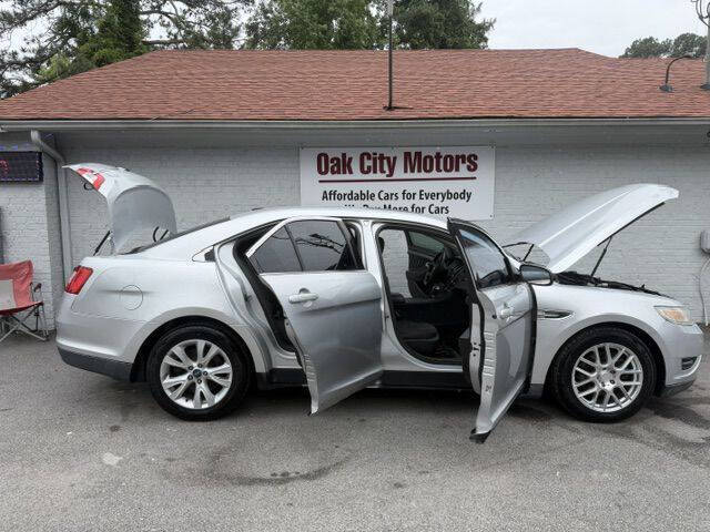 2011 Ford Taurus SEL