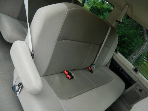 2008 Ford E-Series E-350 SD XLT