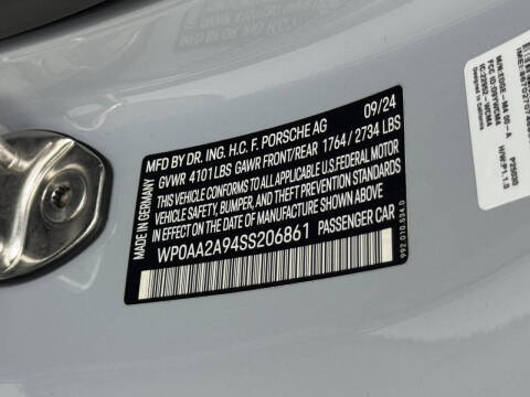 2025 Porsche 911 Carrera