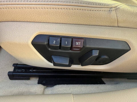 2015 BMW 3 Series 328i