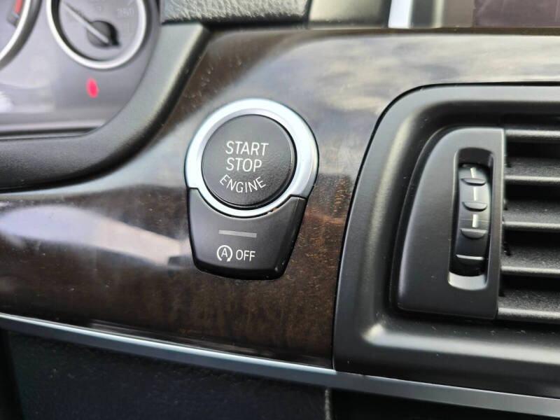 2016 BMW 5 Series 528i