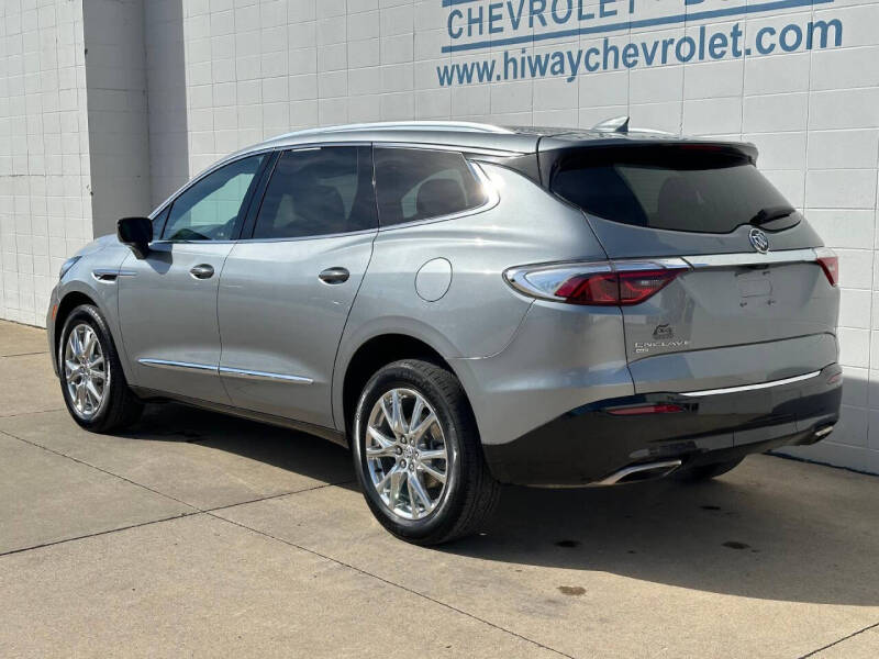 2023 Buick Enclave Premium