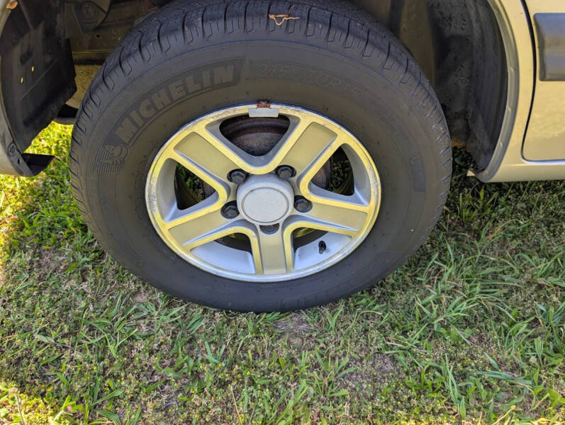 2004 Chevrolet Tracker