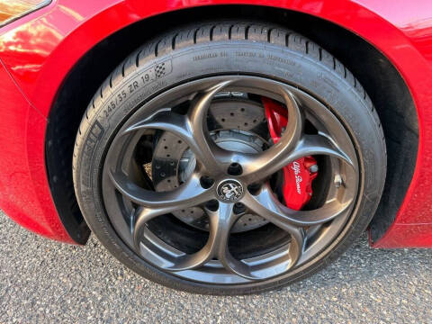 2024 Alfa Romeo Giulia Quadrifoglio