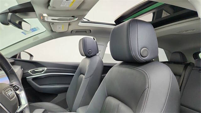 2024 Audi Q8 e-tron quattro Premium Plus