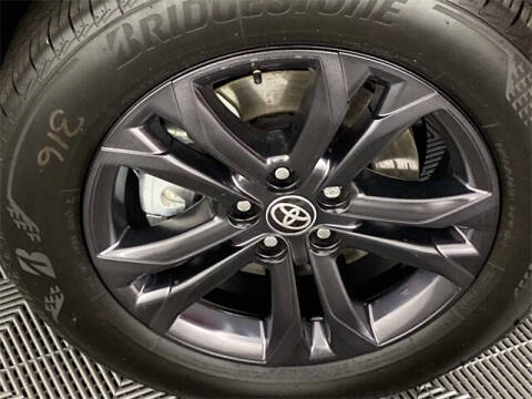 2025 Toyota Sienna XSE 7-Passenger