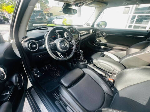 2015 MINI Hardtop 2 Door Cooper S