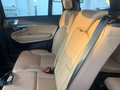 2017 Volvo XC90 T8 eAWD Inscription