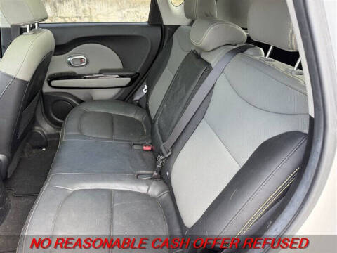2016 Kia Soul +
