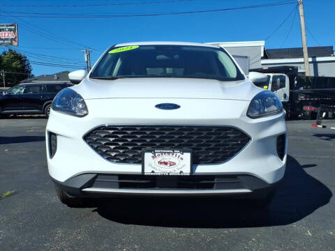 2021 Ford Escape SE