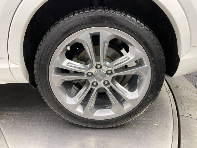 2017 Audi Q3 2.0T Prestige