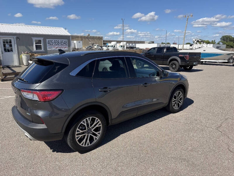 2020 Ford Escape SEL
