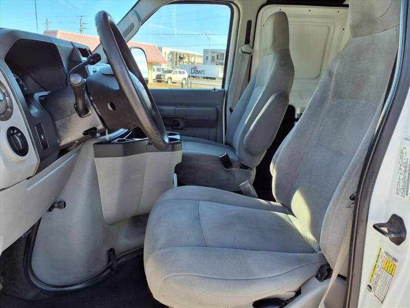 2012 Ford E-Series E-350 SD