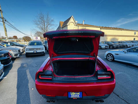 2015 Dodge Challenger R/T Plus