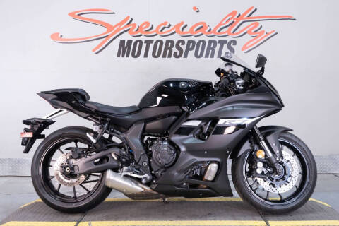 2024 Yamaha YZF-R7