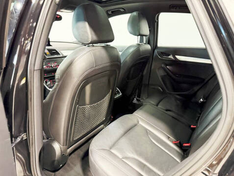 2015 Audi Q3 2.0T quattro Prestige