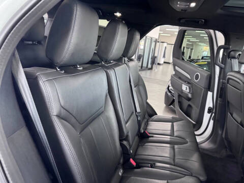 2020 Land Rover Discovery Landmark Edition