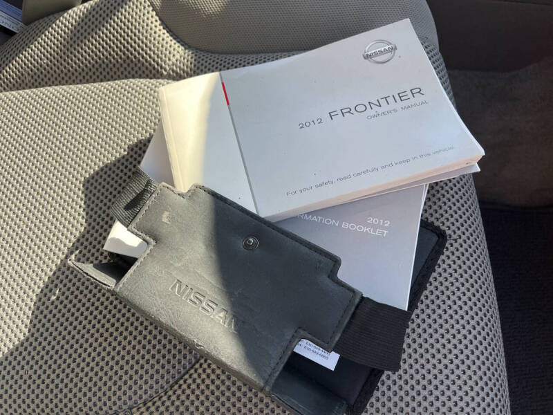 2012 Nissan Frontier SV V6